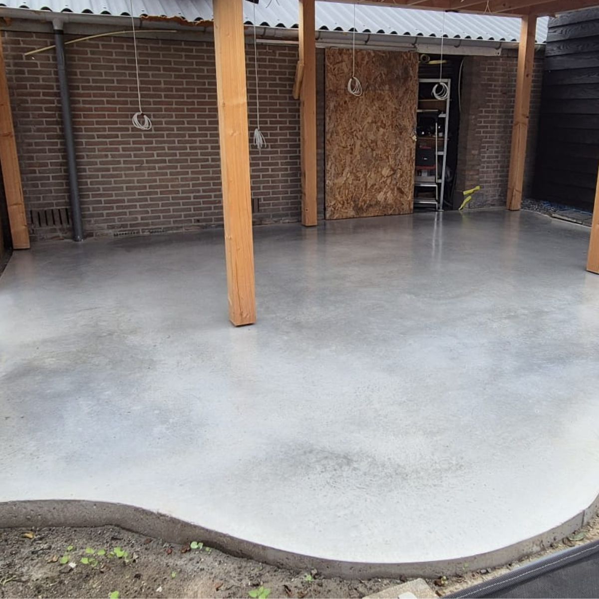 Betonvloer voor het terras